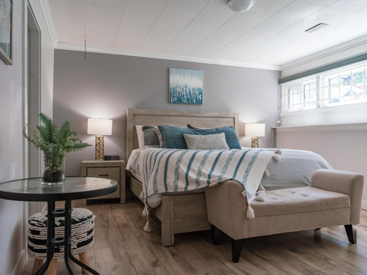 Cheerful Home Close To Downtown Kelowna Extérieur photo
